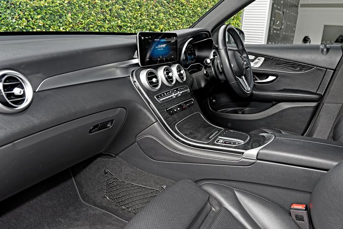 2020 Mercedes-Benz GLC-Class GLC200