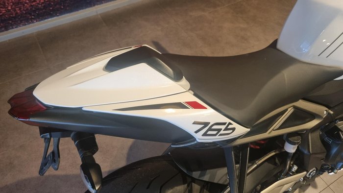 2024 Triumph Street Triple R 765 Street Triple White