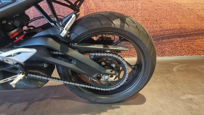 2024 Triumph Street Triple R 765 Street Triple White