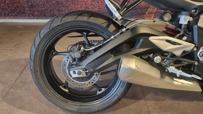 2024 Triumph Street Triple R 765 Street Triple White