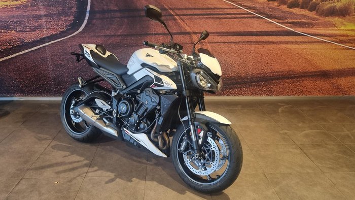 2024 Triumph Street Triple R 765 Street Triple White