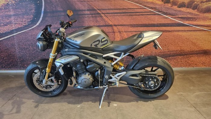 2022 Triumph Speed Triple RS 1200 Speed Triple Silver