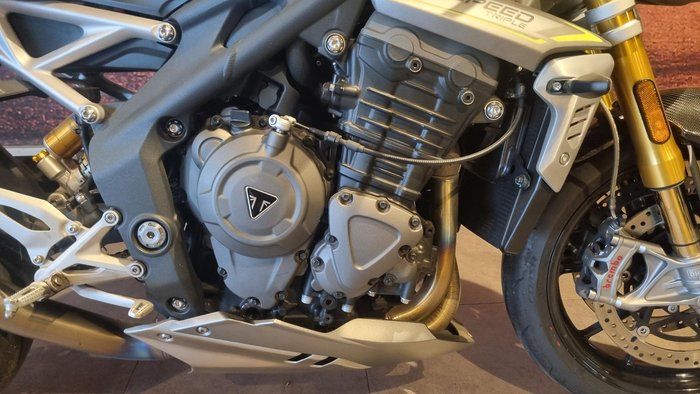 2022 Triumph Speed Triple RS 1200 Speed Triple Silver