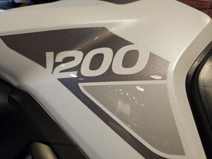 2023 Triumph Tiger 1200 GT Pro Tiger White