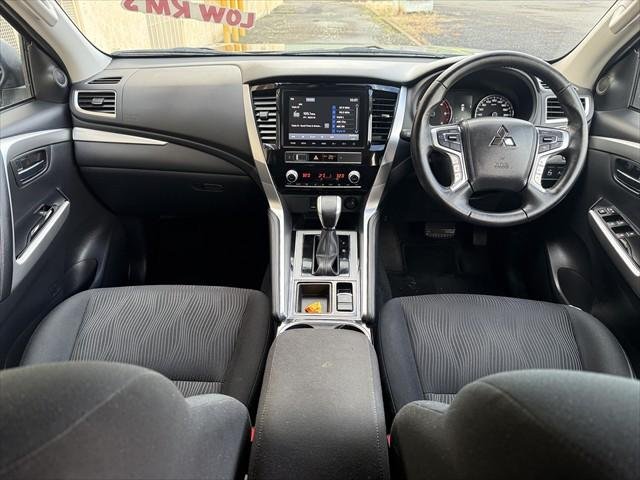 2023 Mitsubishi Pajero Sport GLS