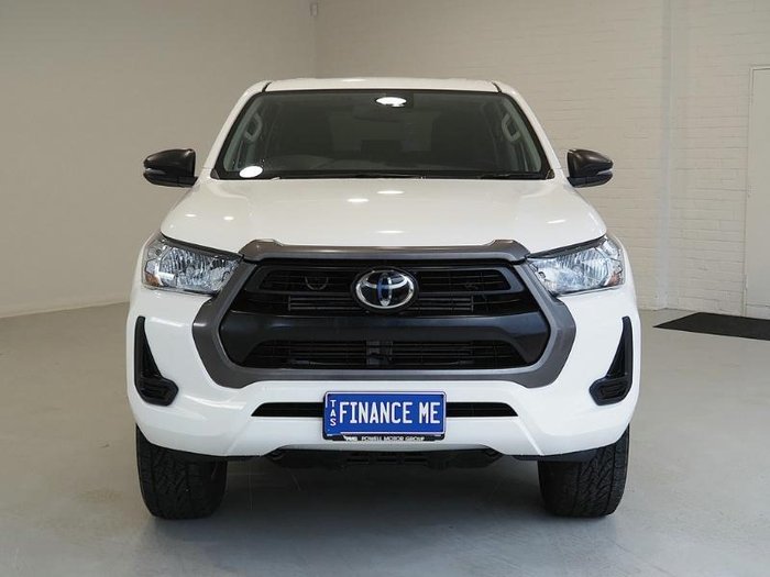 2022 Toyota Hilux SR