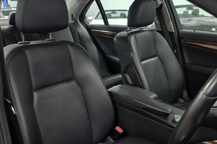 2007 Mercedes-Benz C-Class C200 Kompressor Elegance W204 Obsidian Black