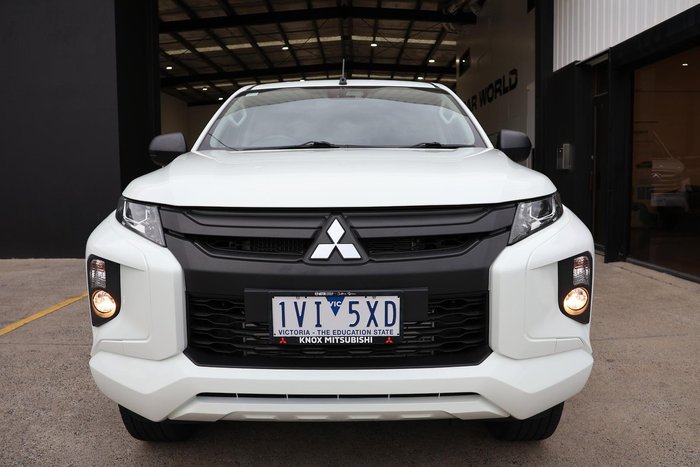 2022 Mitsubishi Triton GLX