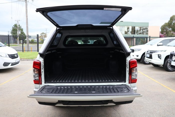2022 Mitsubishi Triton 7