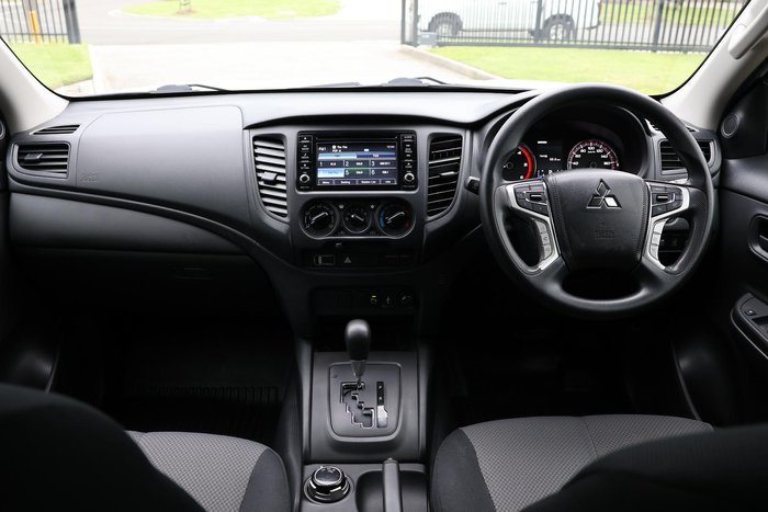2022 Mitsubishi Triton 16