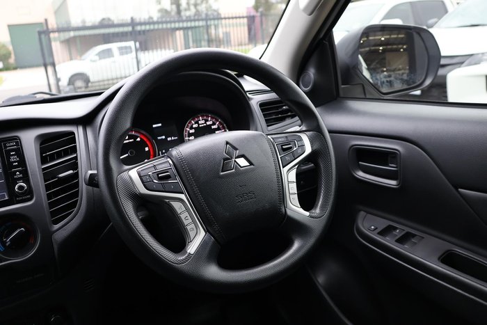 2022 Mitsubishi Triton 19