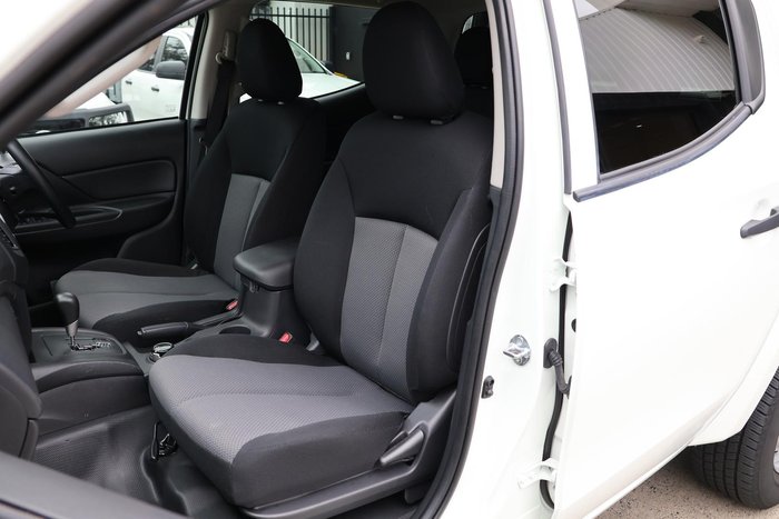 2022 Mitsubishi Triton 13