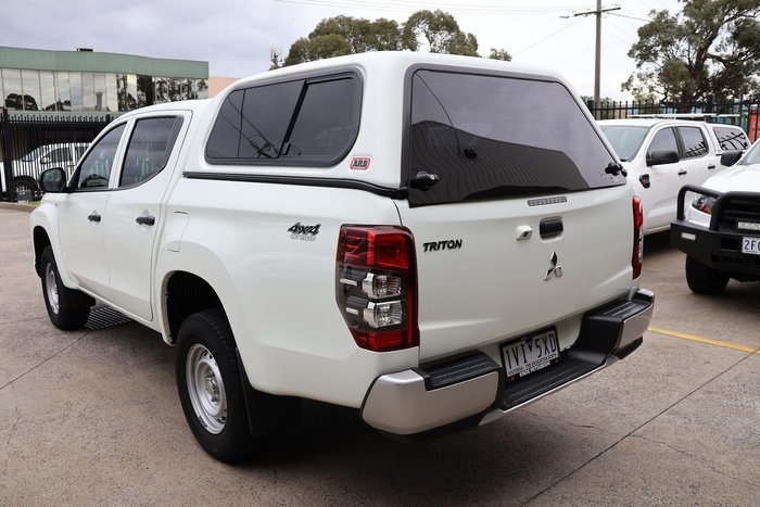 2022 Mitsubishi Triton 6
