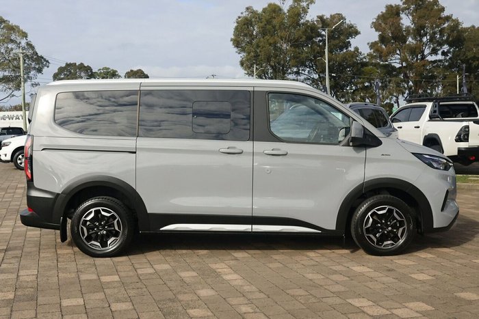 2025 Ford Tourneo Active