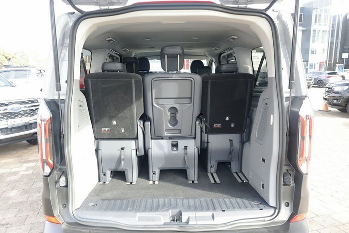 2025 Ford Tourneo Active