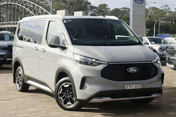 2025 Ford Tourneo