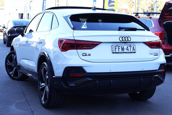 2024 Audi Q3 40 TFSI S line