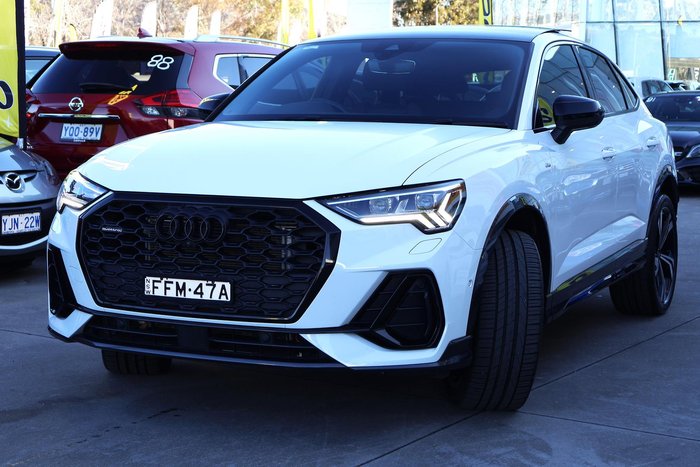 2024 Audi Q3 40 TFSI S line
