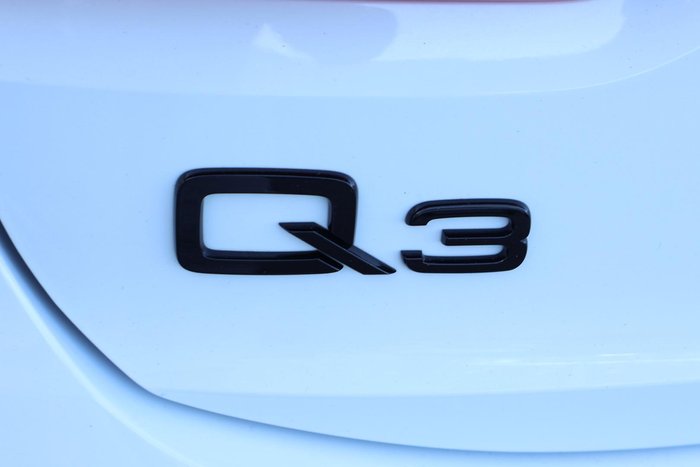 2024 Audi Q3 40 TFSI S line