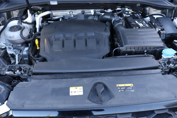 2024 Audi Q3 40 TFSI S line