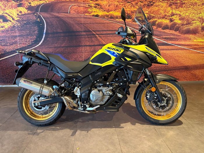 2024 Suzuki V-Strom 650XT (DL650XA) V-Strom Yellow
