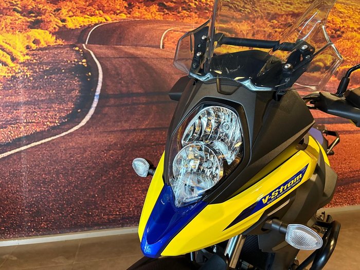 2024 Suzuki V-Strom 650XT (DL650XA) V-Strom Yellow