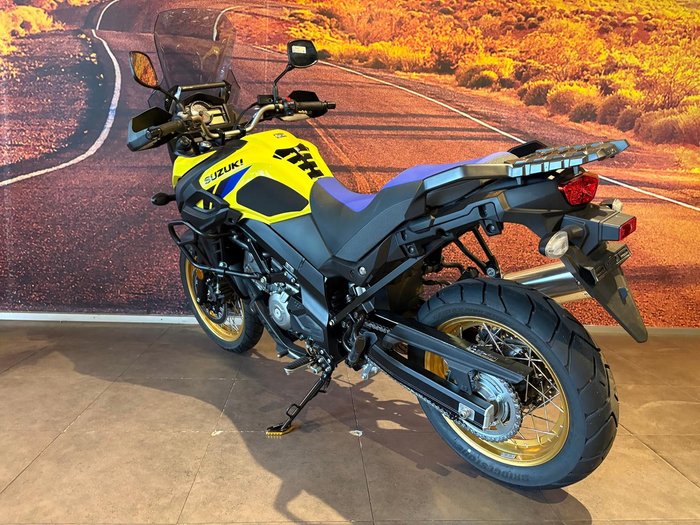 2024 Suzuki V-Strom 650XT (DL650XA) V-Strom Yellow