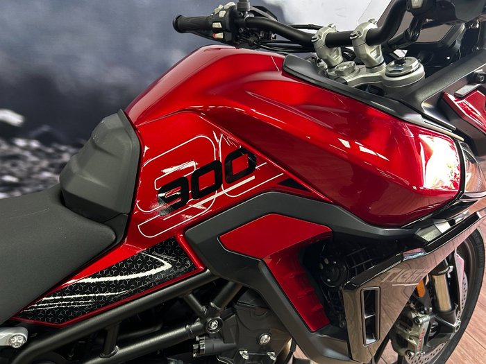 2024 Triumph TIGER 900 GT RED