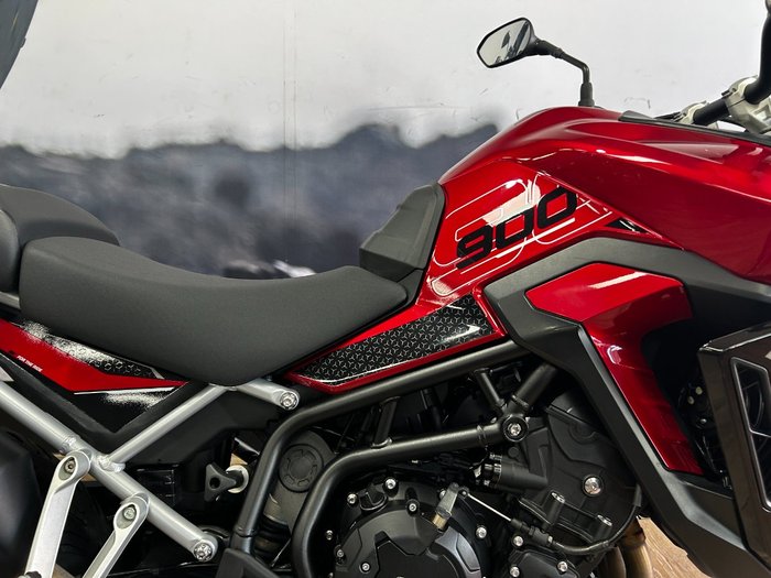 2024 Triumph TIGER 900 GT RED