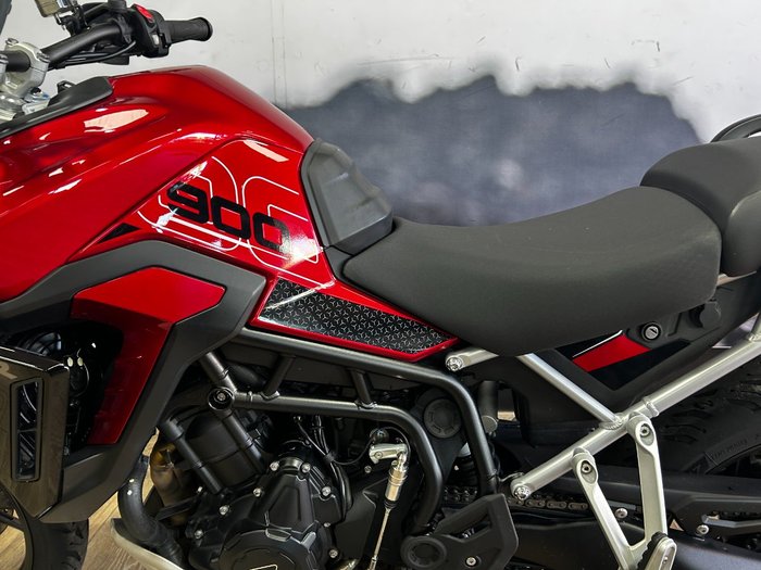 2024 Triumph TIGER 900 GT RED
