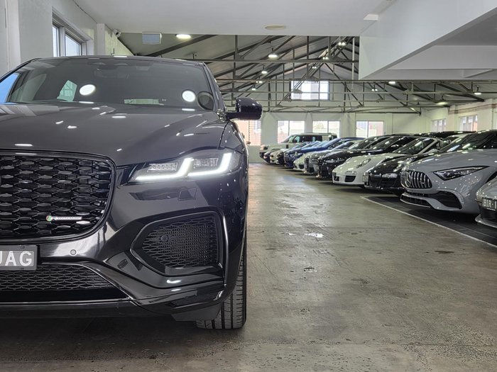 2021 Jaguar F-PACE P400 R-Dynamic SE