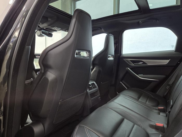 2021 Jaguar F-PACE P400 R-Dynamic SE
