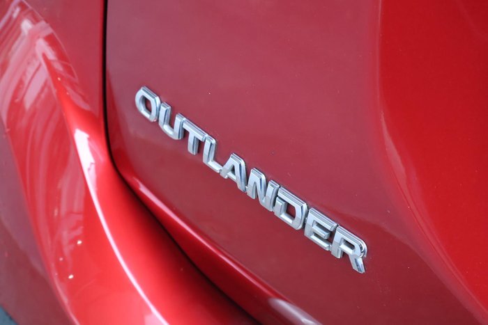 2018 Mitsubishi Outlander ES