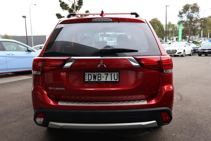 2018 Mitsubishi Outlander ES