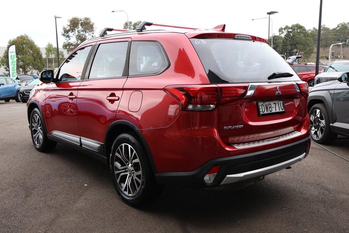 2018 Mitsubishi Outlander ES