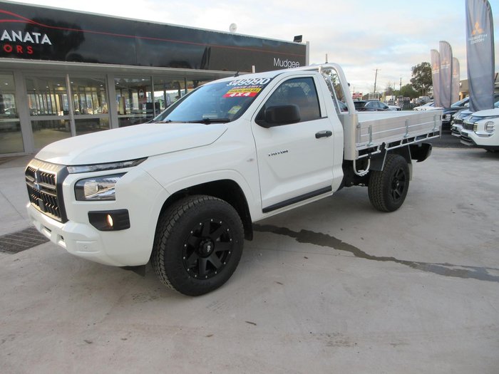 2026 Mitsubishi Triton GLX