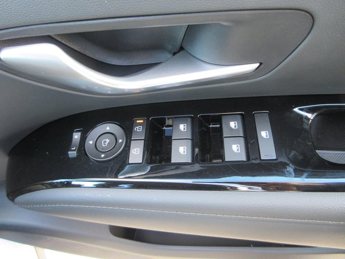 2026 Hyundai Tucson Hybrid Premium