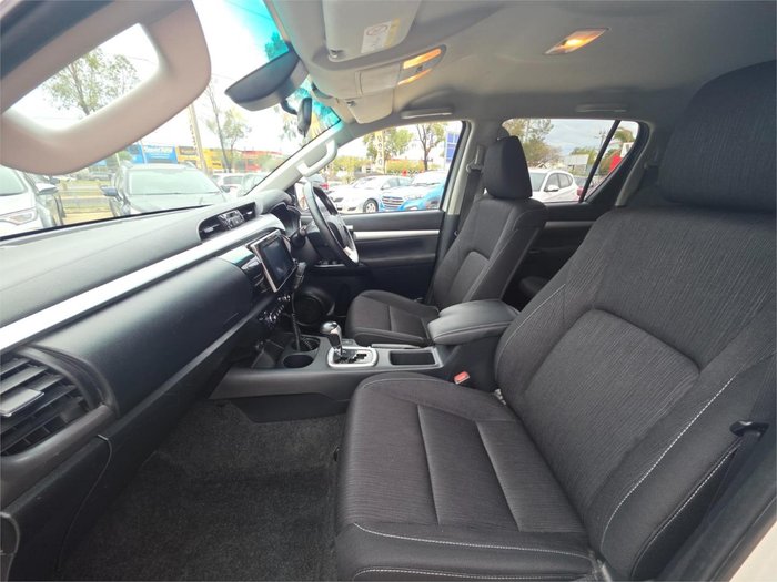 2019 Toyota Hilux SR5