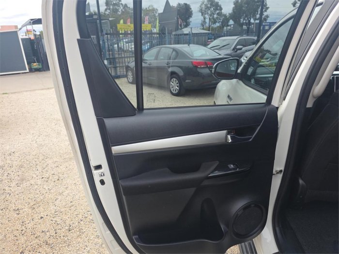 2019 Toyota Hilux SR5