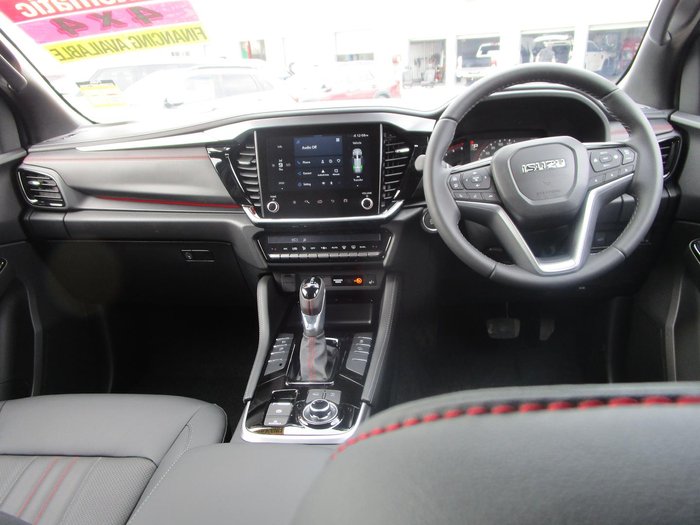 2026 Isuzu MU-X X-TERRAIN