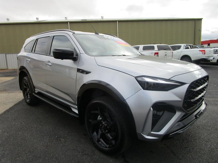 2026 Isuzu MU-X