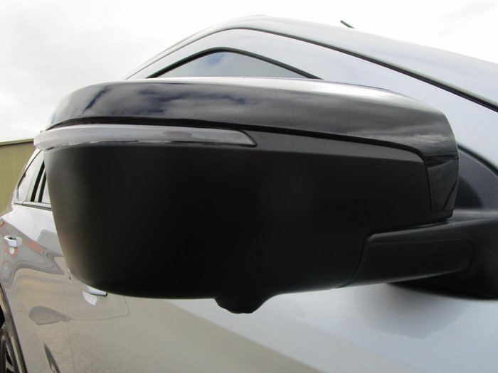 2026 Isuzu MU-X X-TERRAIN