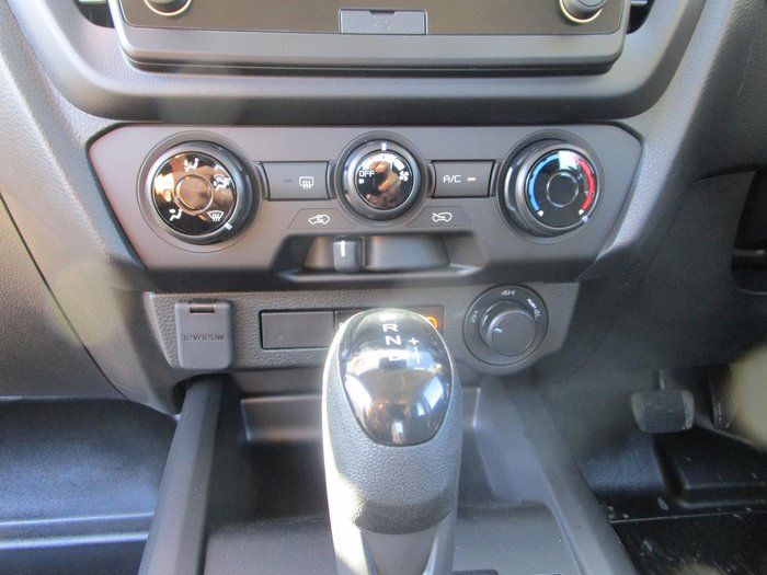 2026 Isuzu D-MAX SX