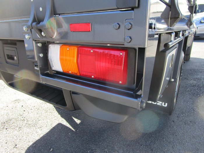 2026 Isuzu D-MAX SX