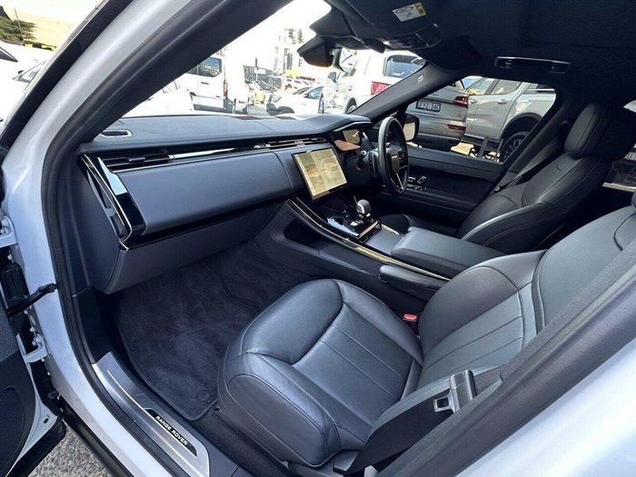 2024 Land Rover Range Rover Sport D250 Dynamic SE