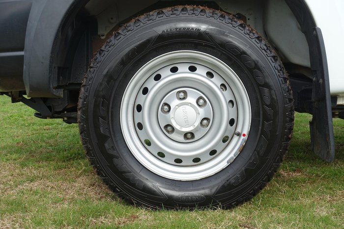 2020 Isuzu D-MAX SX MY19 4X4 Dual Range Splash White