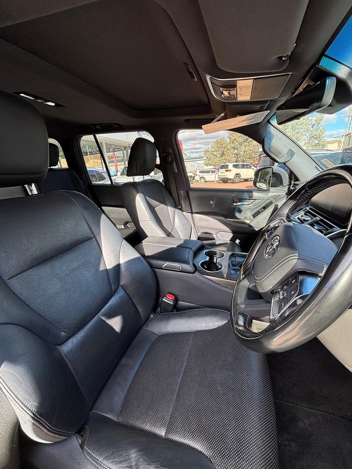 2021 Toyota Landcruiser VX