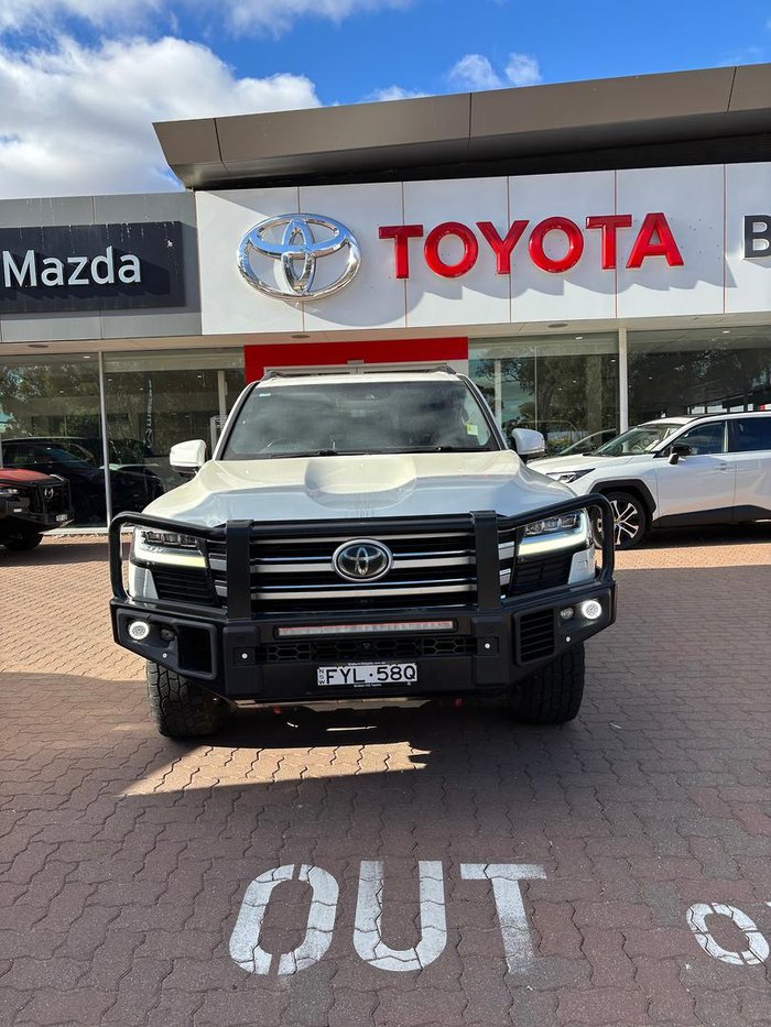 2021 Toyota Landcruiser VX