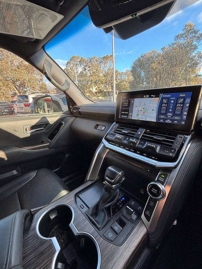 2021 Toyota Landcruiser VX