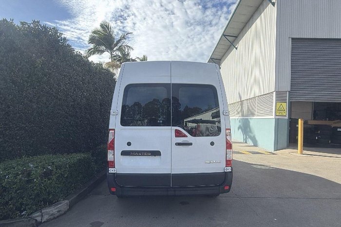 2022 Renault Master Pro 110kW